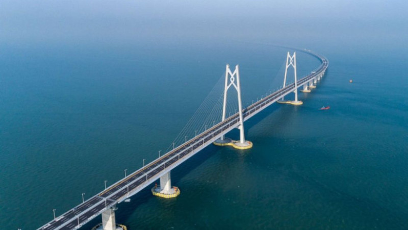 Hong Kong-Zhuhai bridge
