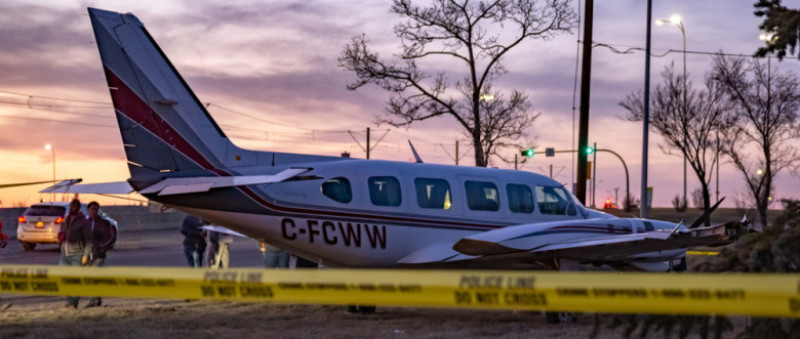 avion Piper PA-31