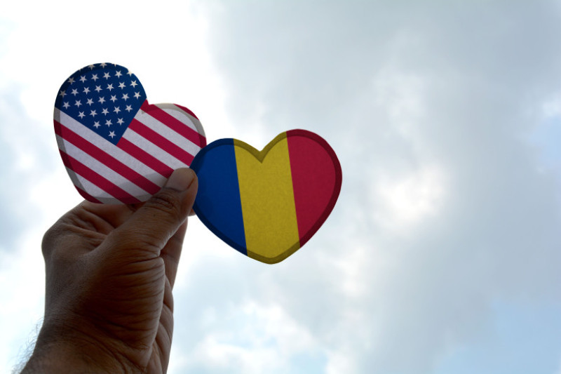 romania sua love shutterstock_1176800761