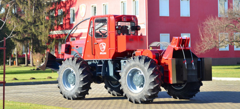 tractor taf 690 pe