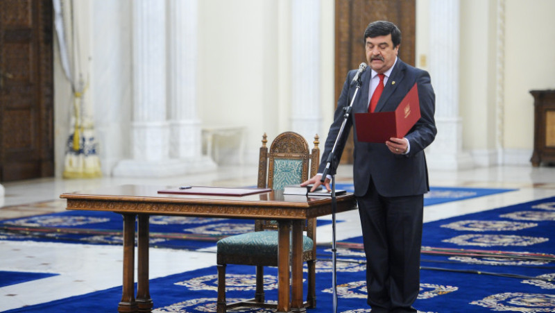 ceremonie toni grebla cotroceni 3 17 dec