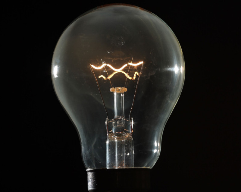 Bec, energie electrica,