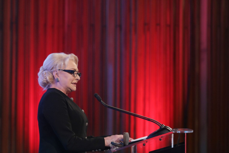 dancila la tribuna vorbind - inquam ganea