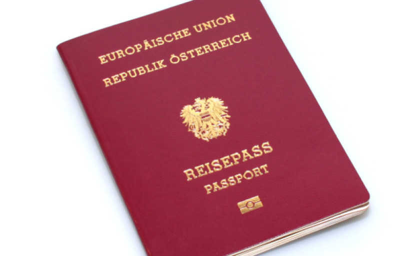 pasaport austriac shutterstock