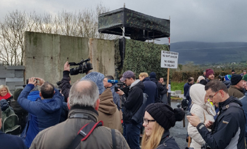 wall-ireland-tw1
