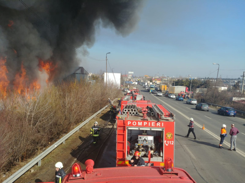 incendiu Voluntari IGSU 190219 (2)