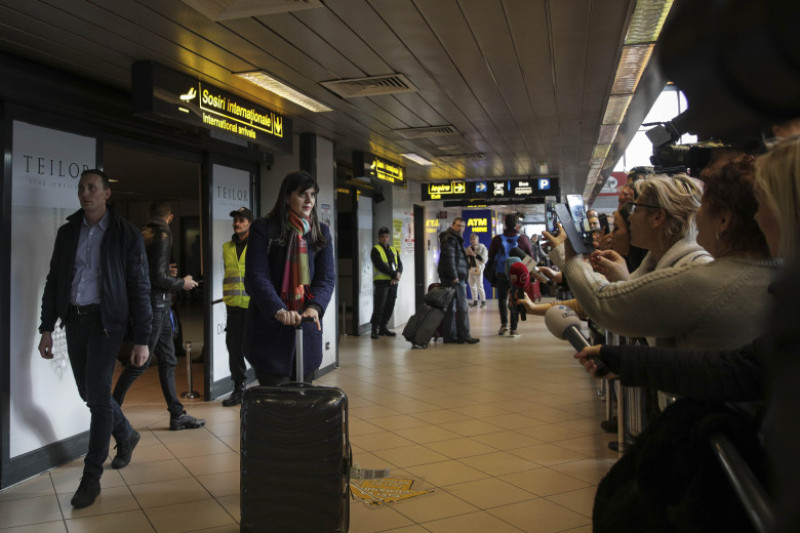 kovesi-aeroport-otopeni-inquamphotos-george-calin (5)