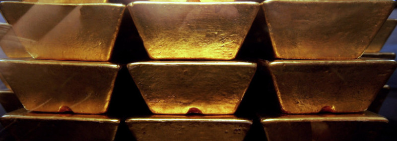 Gold Price Hits Twenty Six Year High