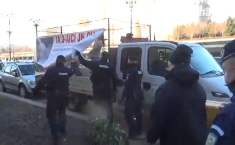 protest oua