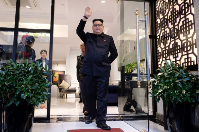 Howard X - Kim Jong Un