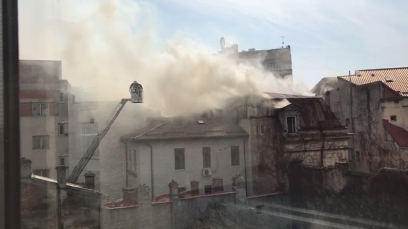 incendiu-kogalniceanu-bucuresti-digivox