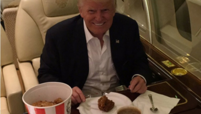 donald trump kfc avion - twitter via cnn