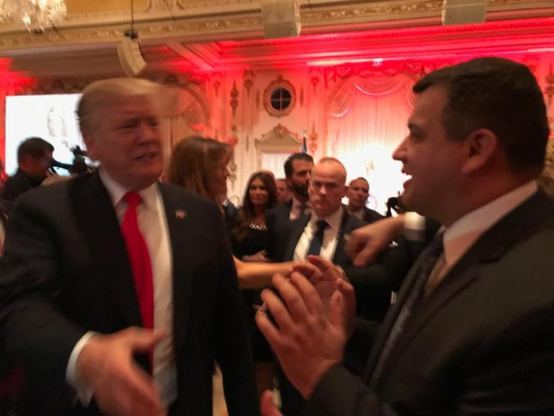 donald trump eugen tomac-fb