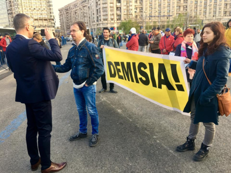 protest fb ionut brigle