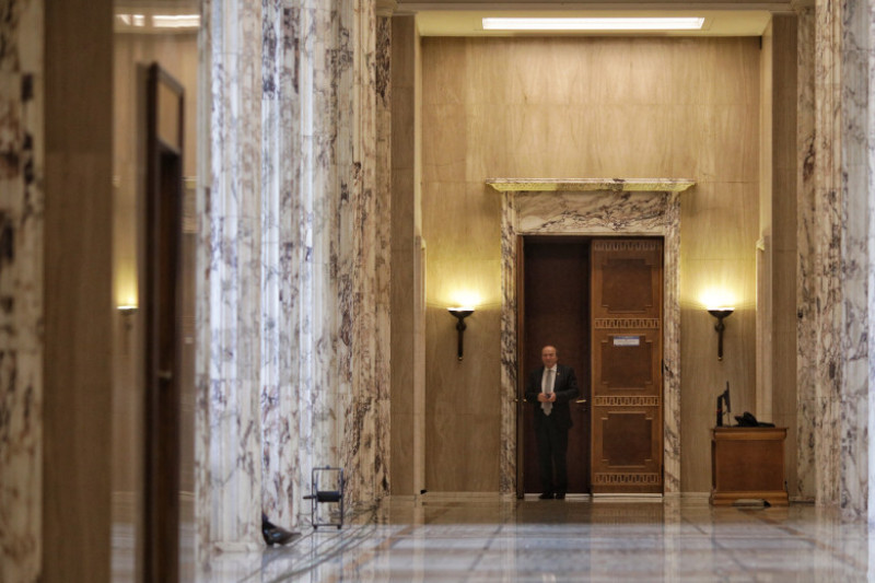 tudorel toader iese din biroul lui dancila - ganea inquam