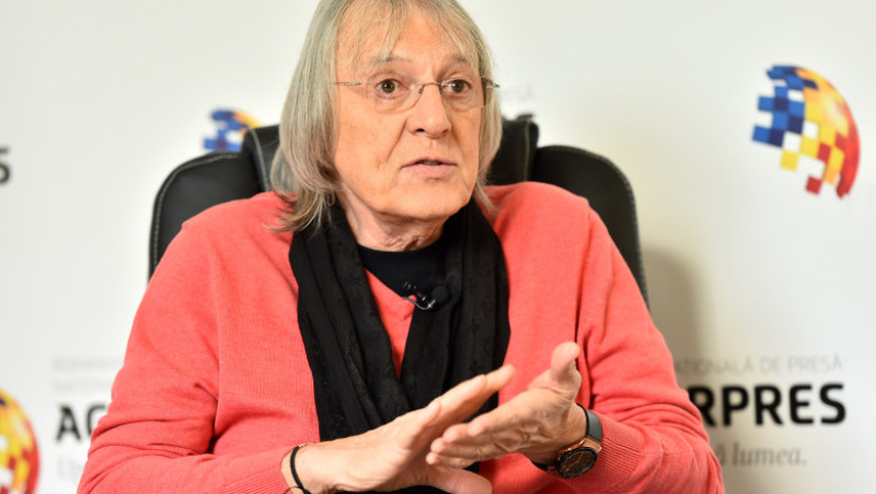 Medicii sunt rezervați în ceea ce privește starea cântărețului Mihai Constantinescu