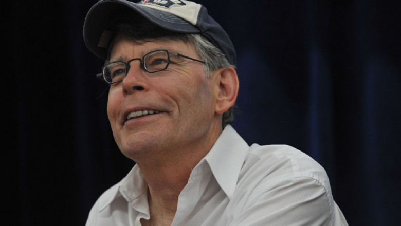 Cărți faimoase, interzise în școlile dintr-un stat american. Celebrul autor Stephen King, printre ultimele „victime”