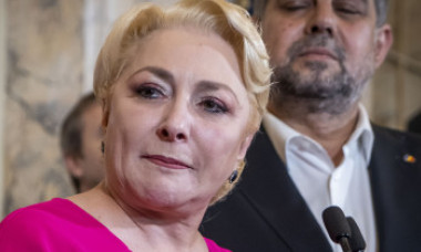 Pasaje din memoriile Vioricăi Dăncilă: „Ciolacu a venit la mine acasă și a jucat un teatru prost. I-am făcut un ceai de fructe”