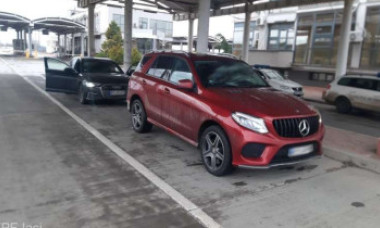Surpriză uriașă pentru un șofer care a vrut să plece din România la volanul unei mașini de 50.000 €. Ce veste a primit la frontieră