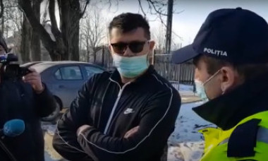 Dialogul sincer al unui dealer de droguri cu Poliția, după ce a fost descoperit din întâmplare: „Cumpăr cu 40 și vând cu 50-55”