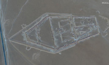 Ce se pregătește în Libia? Imagini din satelit dezvăluie că mercenarii ruși din grupul Wagner sapă tranșee uriașe - FOTO