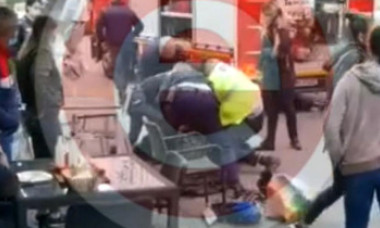 Un bărbat a murit după ce a fost trântit la pământ și imobilizat de polițiști, la Pitești. Momentul a fost filmat
