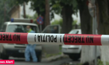 Cadavrul unei fete din Neamț, care a dispărut în urmă cu 15 ani, a fost găsit îngropat chiar în curtea casei sale