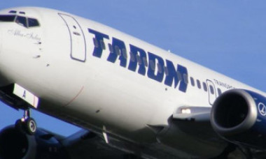 Incident grav la bordul unui avion TAROM: a fost transmis semnalul MayDay către turnul de control. Ce s-a întâmplat cu copilotul