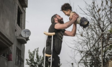 „Încercările vieții”. Povestea răscolitoare surprinsă de Fotografia anului 2021