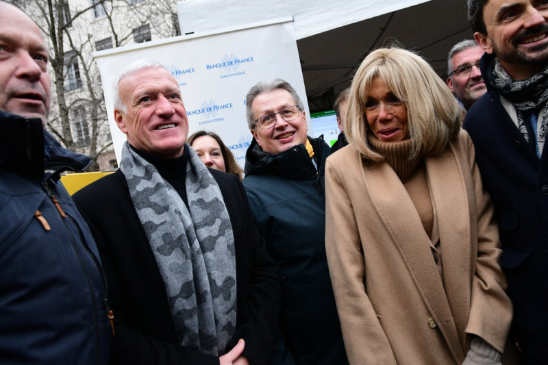 Brigitte Macron et Didier Deschamps lors du lancement de l'opération Pièces Jaunes, en faveur des enfants et adolescents hospitalisés, à Lyon