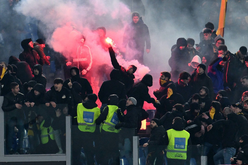 As Roma 10/01/2024 - Coppa Italia / Lazio-Roma / foto Antonello Sammarco/Image nella foto: incidenti tifosi PUBLICATIONx