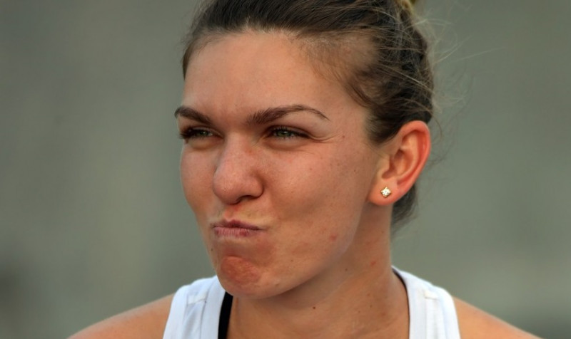 BREAKING NEWS - FILE PHOTO - Wimbledon's 2019 champion Simona Halep fails a drugs test for blood-booster Roxadustat - but former world No 1 says she feels 'betrayed' and will fight 'until the end' to clear her name