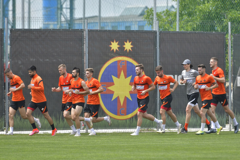 FOTBAL:ANTRENAMENT FCSB (12.06.2021)