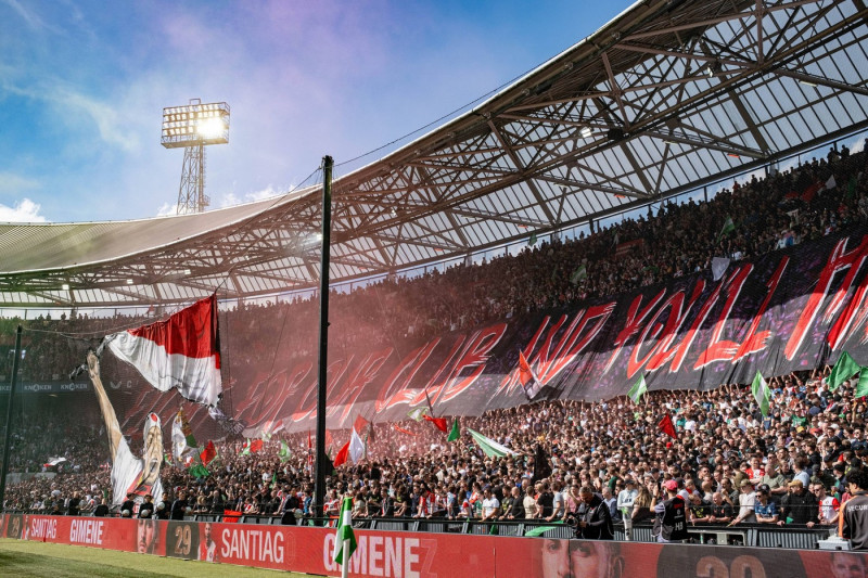 ROTTERDAM , Stadium de Kuip, 07-04-2024 , season 2023 / 2024 , Dutch Eredivisie match between Feyenoord and Ajax. Fans w