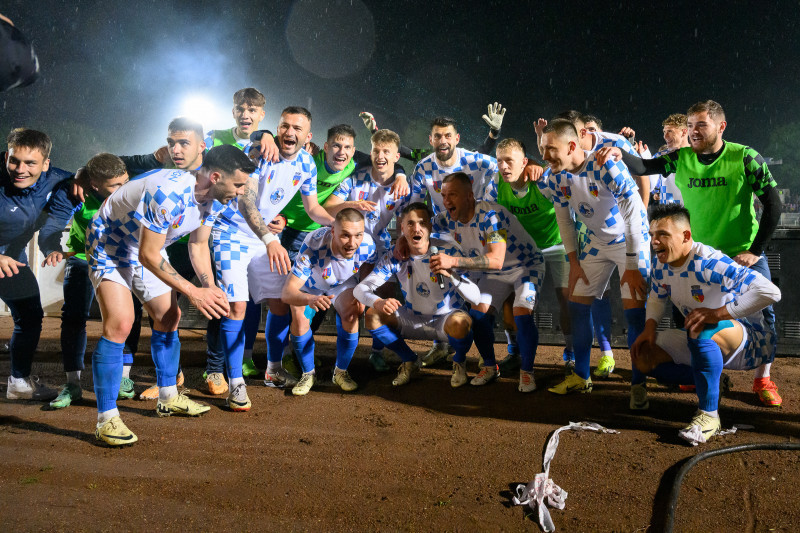 FOTBAL: CS CORVINUL 1921 HUNEDOARA - FC VOLUNTARI, CUPA ROMANIEI BETANO - SEMIFINALA (17.04.2024)