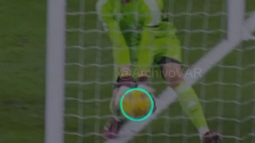 Arbitrul celebru pentru ”golul fantomă” din Real Madrid - Barcelona va conduce din nou El Clasico