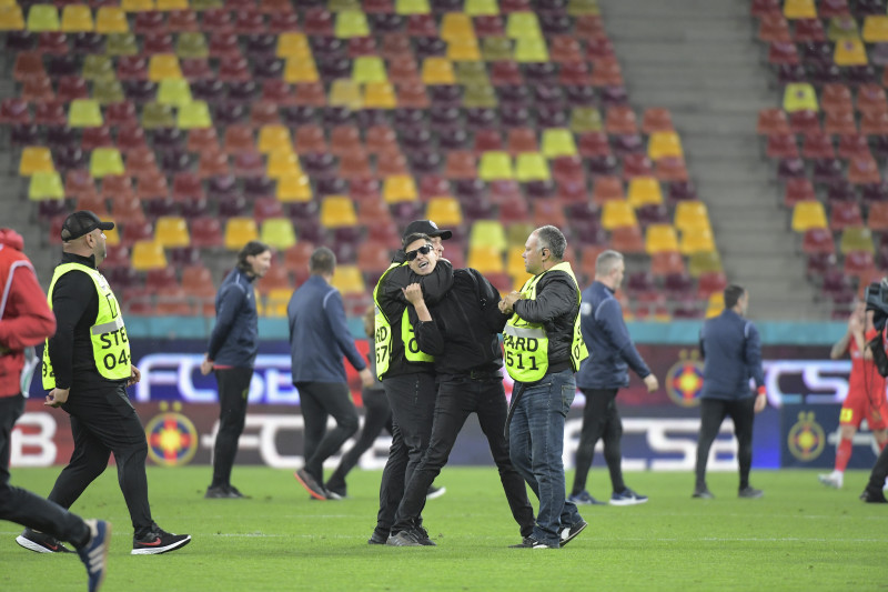 meciul de fotbal dintre FCSB si Farul Constanta din 27.04.2024, contand pentru Superliga Romania Playoff Etapa 7, Bucuresti, Romania