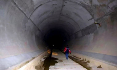 Tunelurile și catacombele secrete de sub România: Există peste 500 de astfel de structuri, iar Ceaușescu voia să circule cu mașina pe sub București