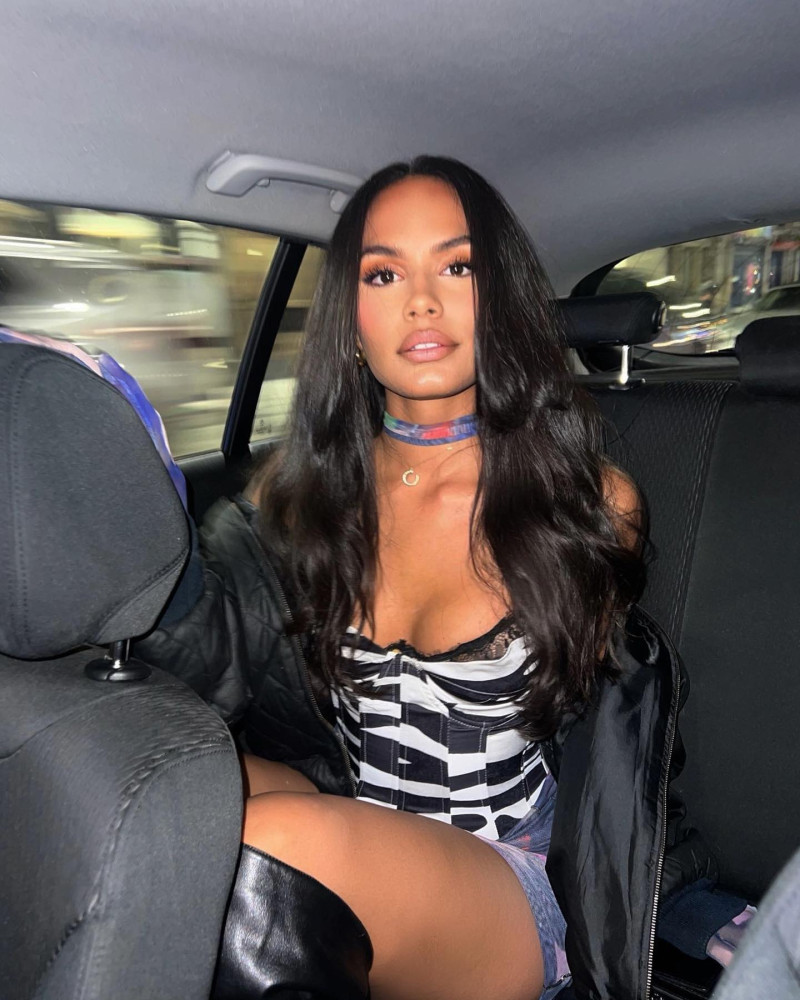 ericacorrrea_1665339688_2945405248068402671_179027795