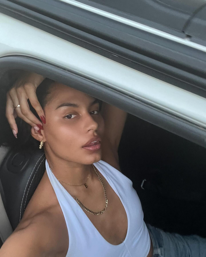 ericacorrrea_1703793907_3267982618573679145_179027795