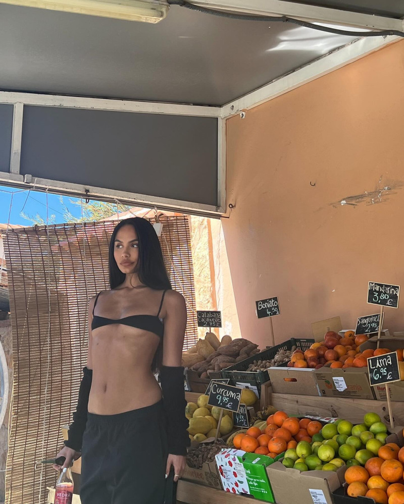 ericacorrrea_1713125271_3346259770044720226_179027795