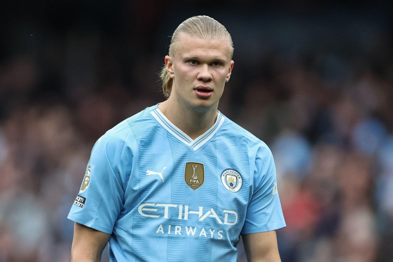 Erling Haaland of Manchester City looks on during the Premier League match Manchester City vs Wolverhampton Wanderers at Etihad Stadium, Manchester, United Kingdom, 4th May 2024(Photo by Mark Cosgrove/News Images)