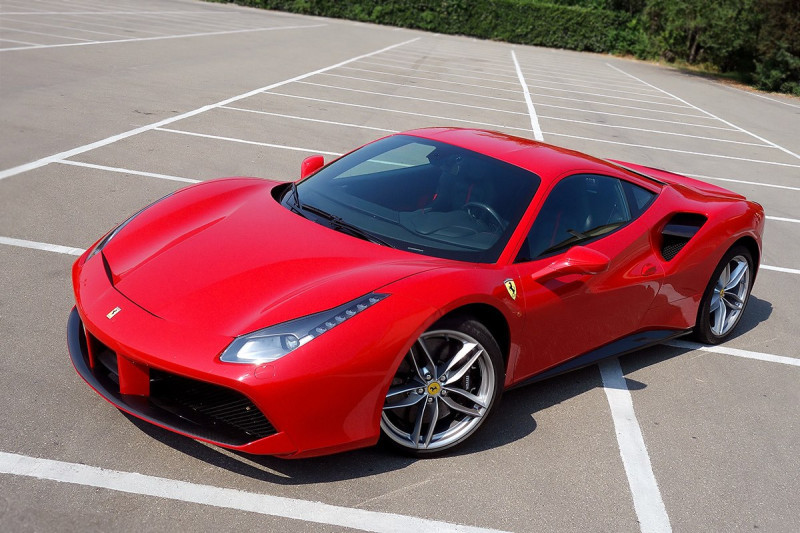 Ferrari 488 GTB v redakčním testu