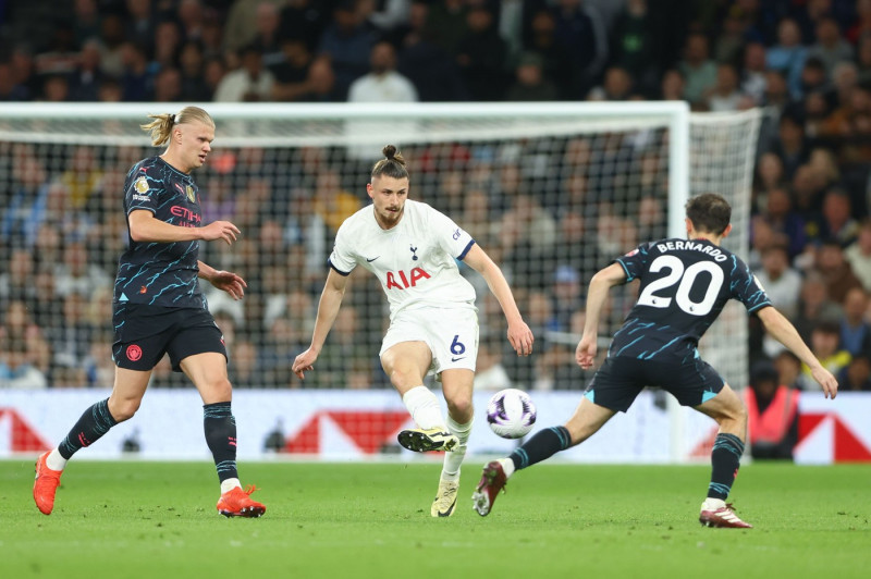 Tottenham Hotspur v Manchester City, Premier League, Football, Tottenham Hotspur Stadium, London, UK - 14 May 2024