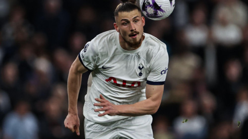 Tottenham a primit oferta pentru Radu Drăgușin și a dat răspunsul pe loc