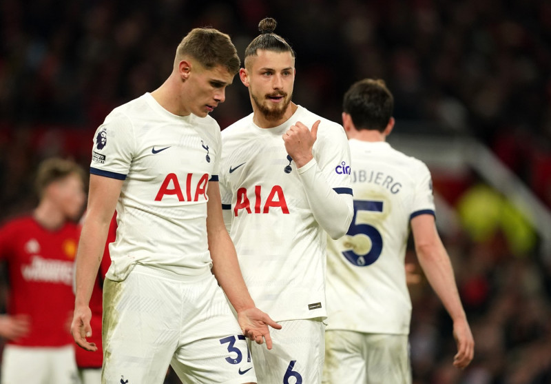 Manchester United v Tottenham Hotspur - Premier League - Old Trafford