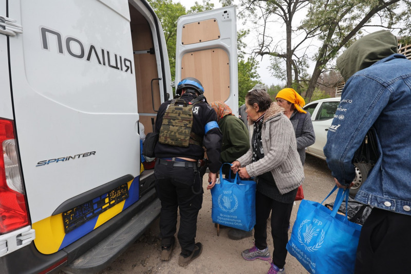 Ukraine: Police evacuate citizens from border areas of Kharkiv region