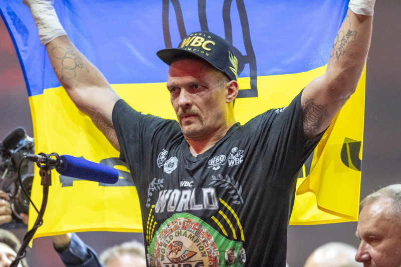 Oleksandr Usyk v Tyson Fury - Heavyweight Boxing