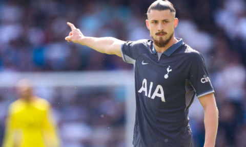 Nota surprinzătoare primită de Radu Drăgușin după ce a jucat 103 de minute în ultimul meci al sezonului pentru Tottenham