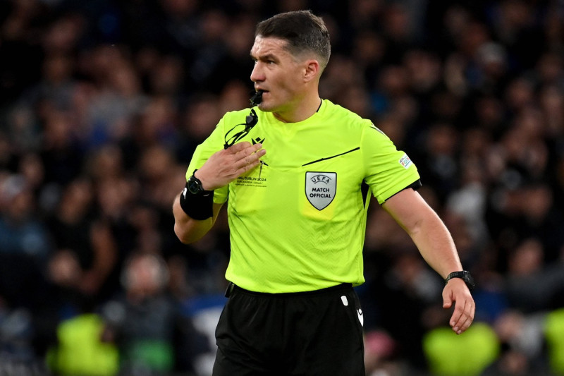 22.05.2024, xjrdrx, Fussball UEFA Europa League Finale 2024, Bayer 04 Leverkusen - Atalanta Bergamo emspor, v.l. Schieds